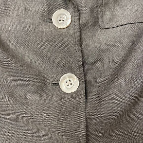 Carlisle Wool Silk Blend Blazer Jacket Three-Button Front Patch Pocket Gray SZ 8 - Picture 10 of 11
